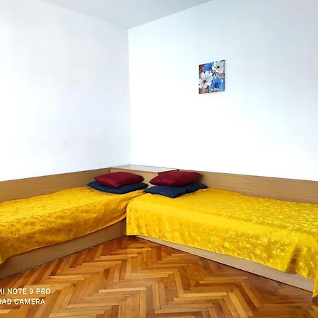 Apartment Above Varchev
